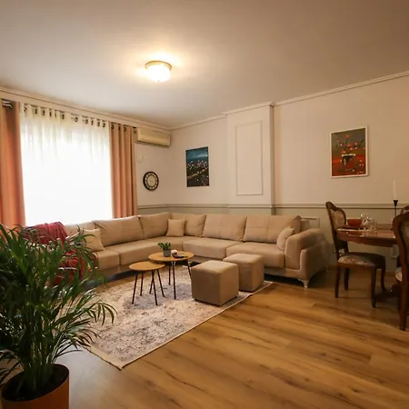 Johan's Apartman *