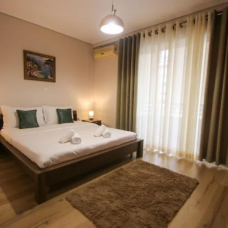 Johan's Tirana