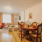 דירה Johan's